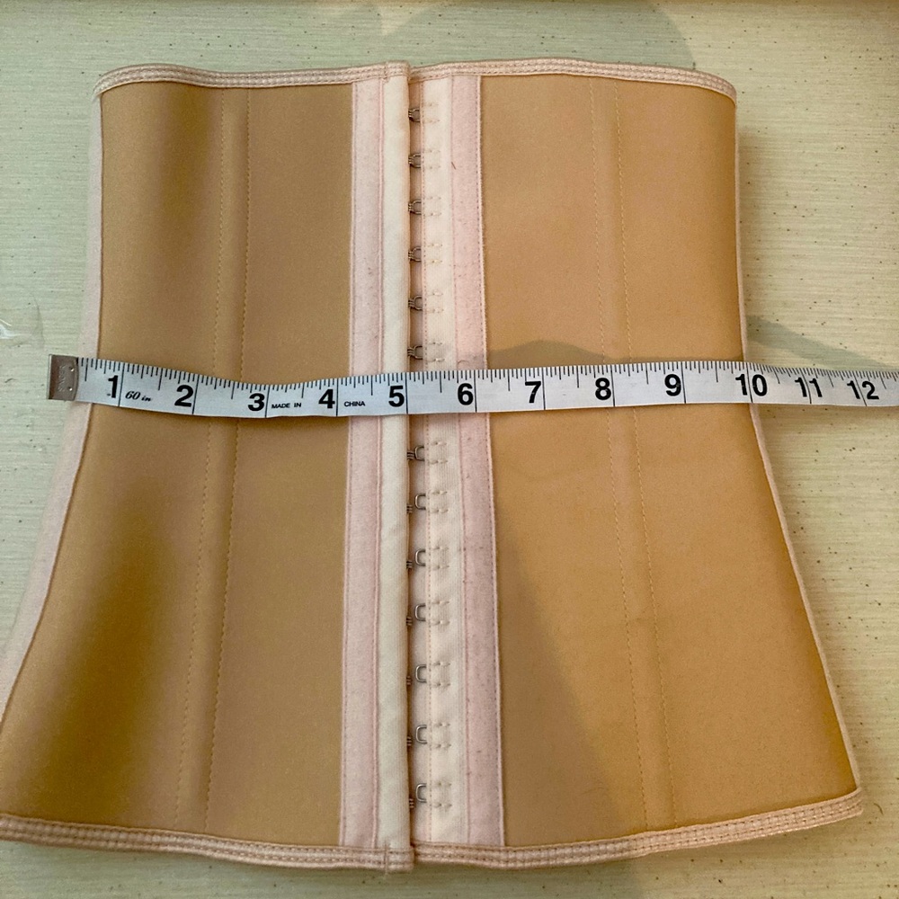 20-24 inch waist trainer